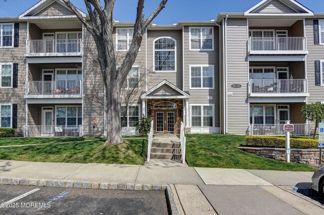 Building Photo - 112 Shinnecock Dr