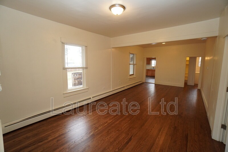 Building Photo - 1440 Kenton St
