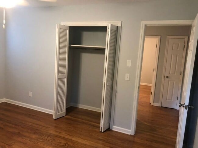 Building Photo - 107 Strode Cir