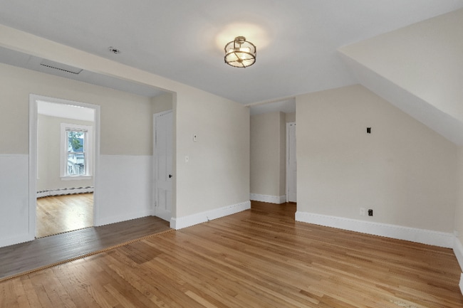 Building Photo - 77 Vinton St
