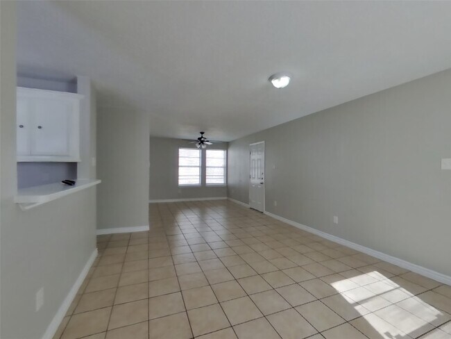 Building Photo - 3522 Tangerine St