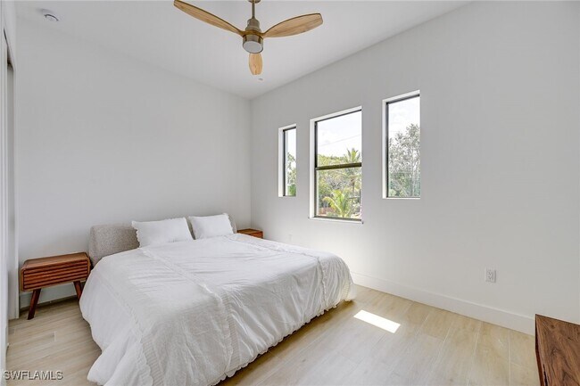 Building Photo - 3400 Canal St