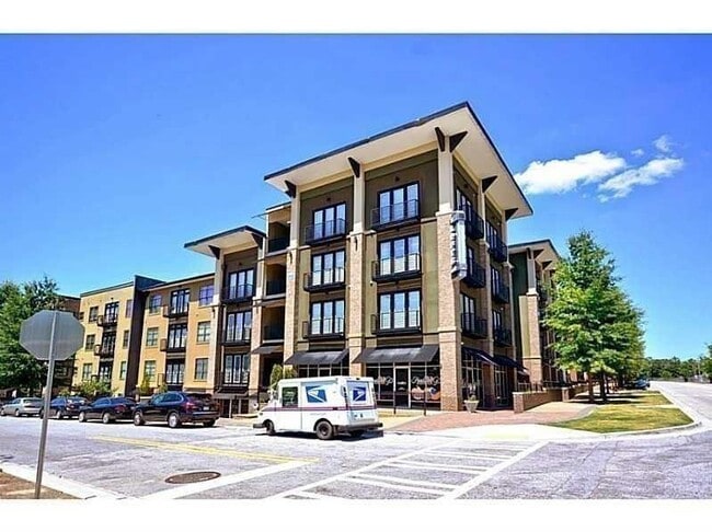 Building Photo - 5300 Peachtree Rd