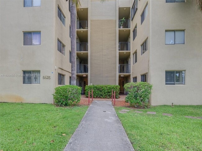 Building Photo - 8625 NW 8th St