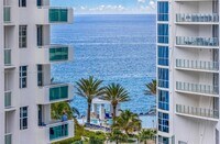 Building Photo - 3000 S Ocean Dr