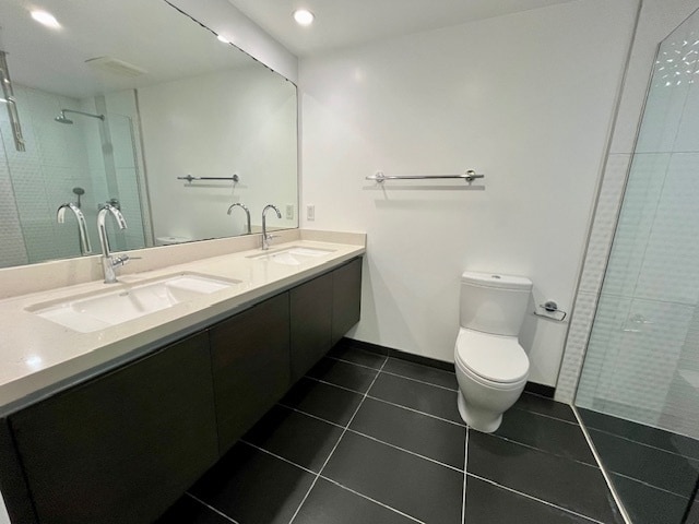 Primary Bathroom - 1611 S Beverly Glen Blvd