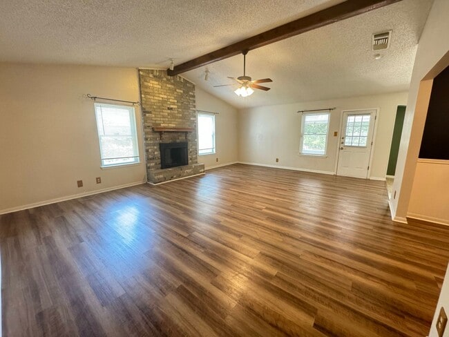 Building Photo - 3-Bedroom House for Rent in Killeen