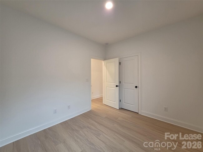 Building Photo - 420 S Shaver St