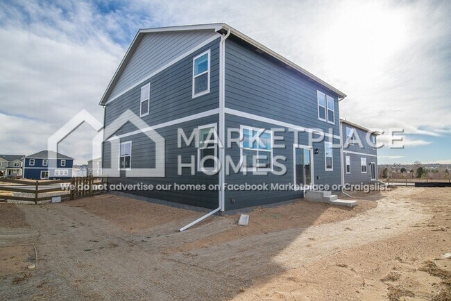 Building Photo - 127 N 66th Ave