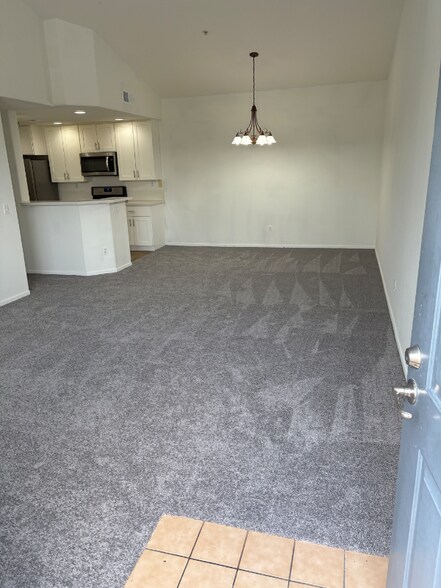 Building Photo - 1372 Nicolette Ave