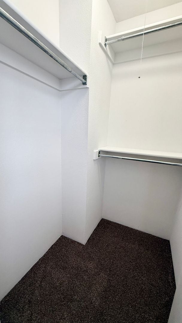Building Photo - Updated Two Bed Townhome