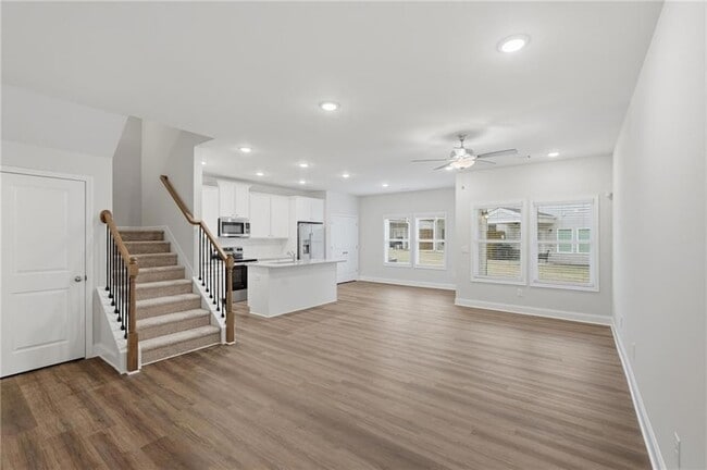 Building Photo - 2206 Chant St