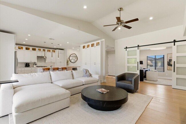 Building Photo - 8372 E San Salvador Dr