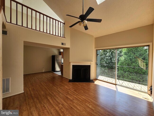 Primary Photo - 7731 Inversham Dr