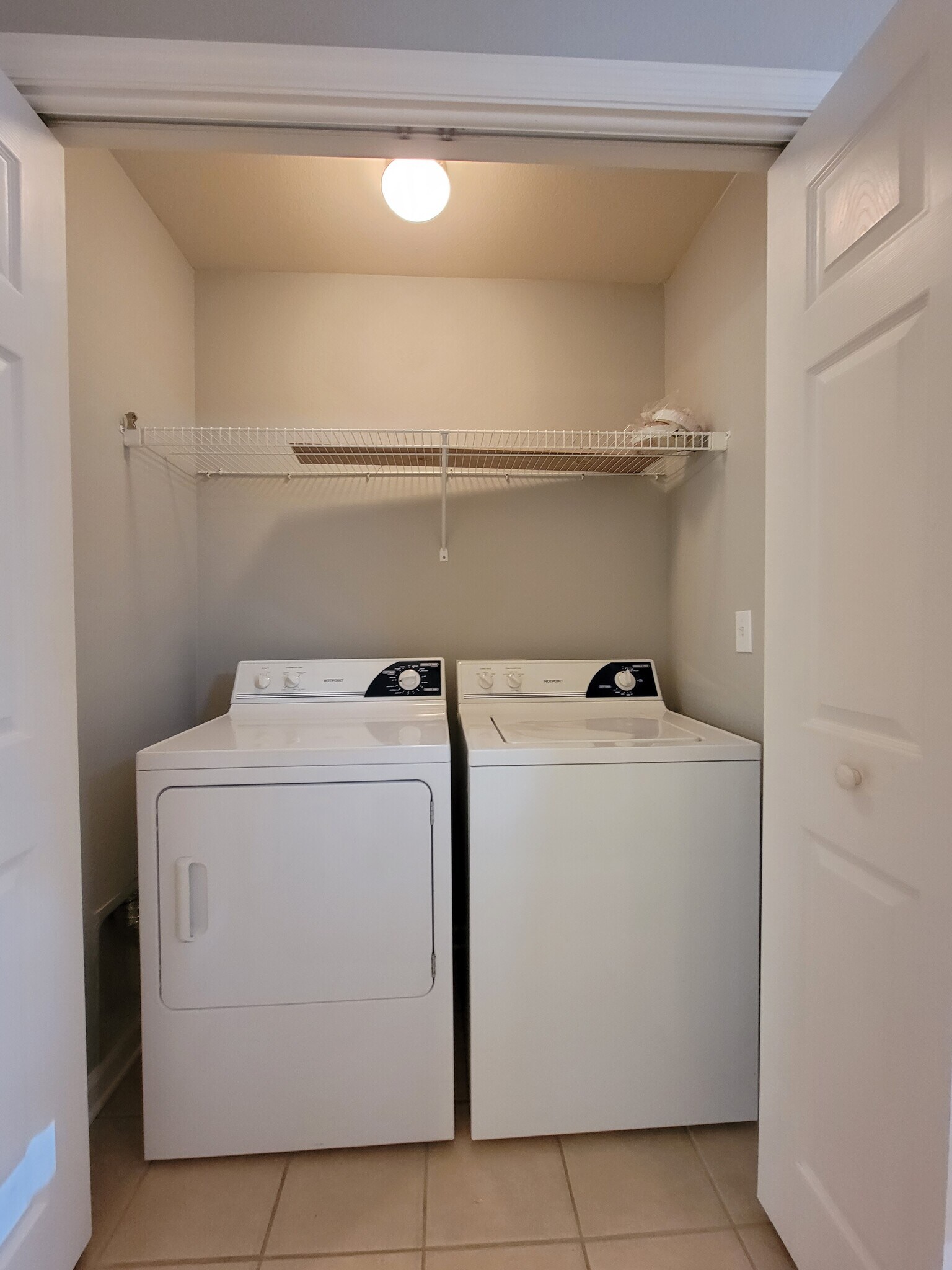 Building Photo - 4434 Gearhart Rd