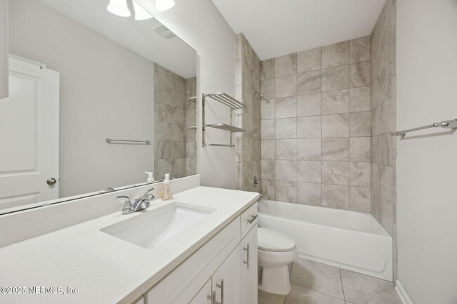 Building Photo - 2719 Chapman Oak Dr