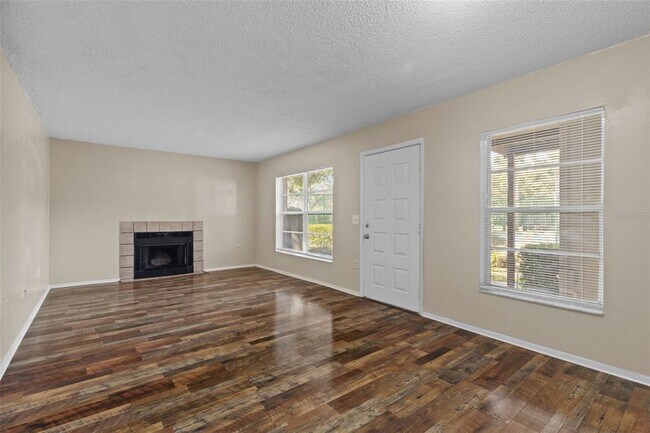 Building Photo - 14419 Hanging Moss Cir