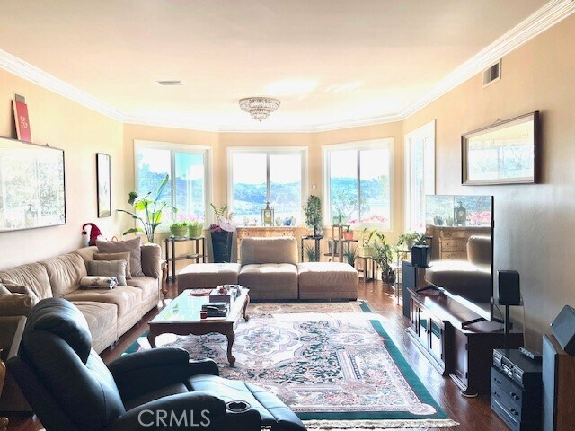 Building Photo - 401 Puddingstone Dr