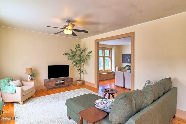 Building Photo - 28 Manning Blvd