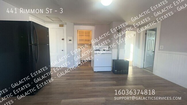 Primary Photo - 441 Rimmon St