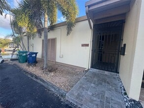 Building Photo - 7000 Crown Gate Ct