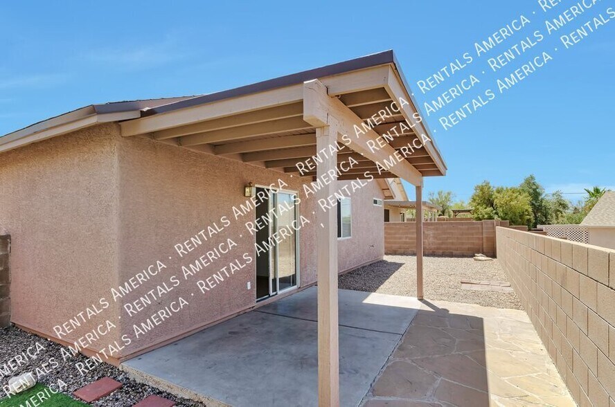 Building Photo - 2528 S Krissy Ave