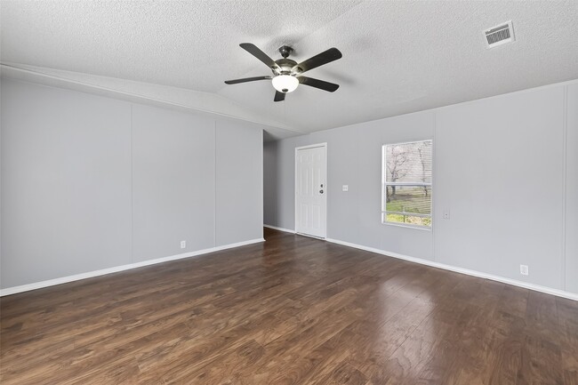 Building Photo - 9205 Tigner Rd