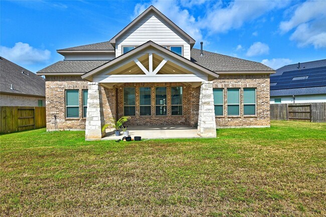 Building Photo - 6211 Shore Ridge Ct