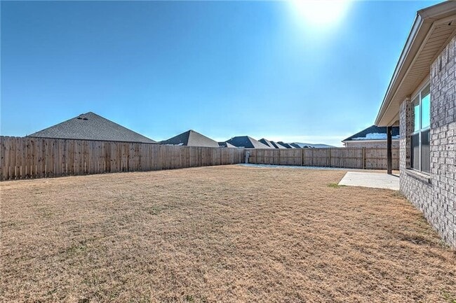 Building Photo - 266 S Coventry