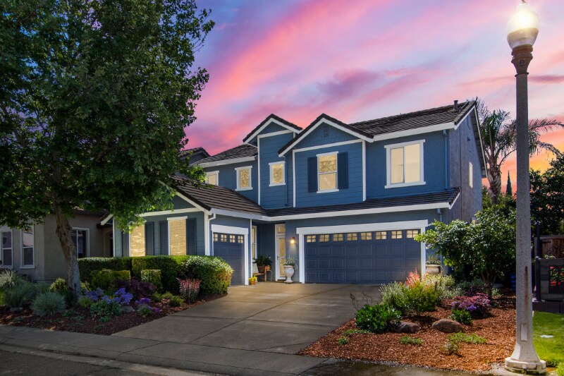 Building Photo - 1440 Cedar Dr