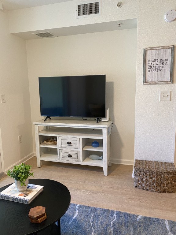 Building Photo - 4149 Residence Drive