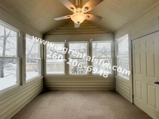 Building Photo - 2 Bedroom Property