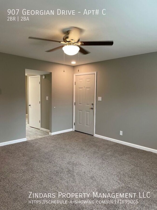 Building Photo - Newly Remodeled 2 Bedroom 1.5 Bath Apartme...