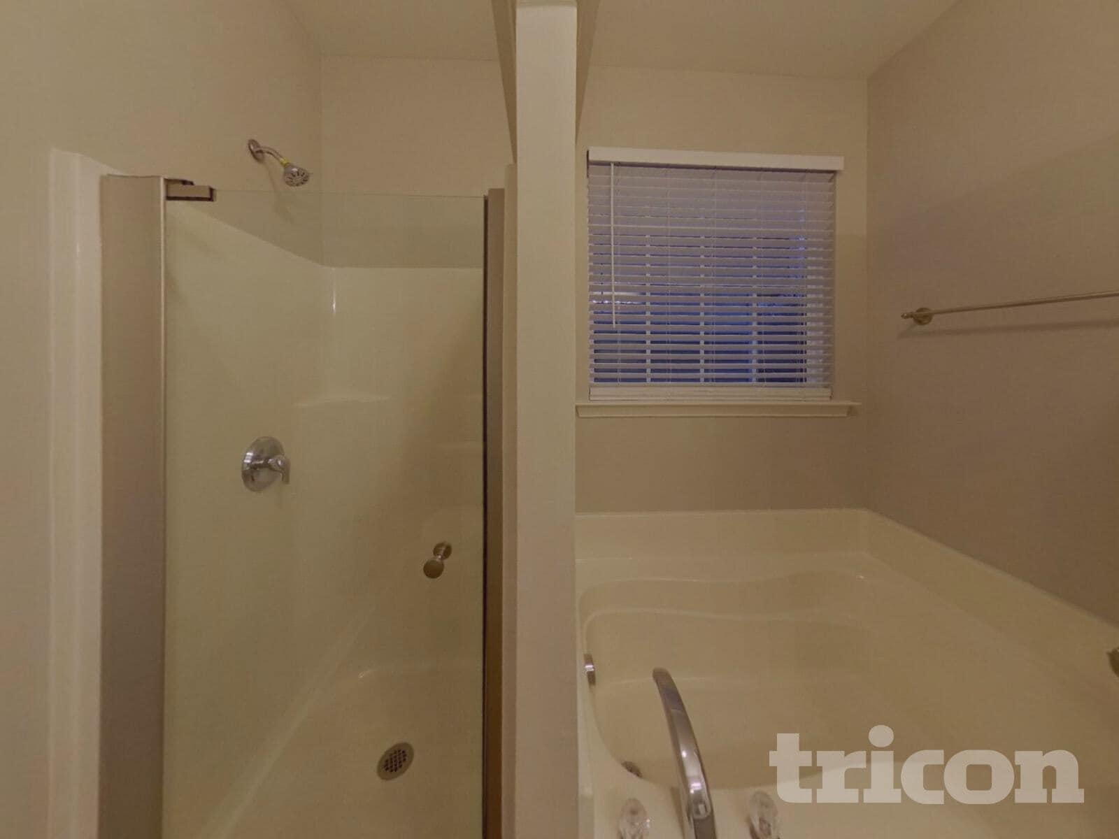 Building Photo - 4908 Abercromby St