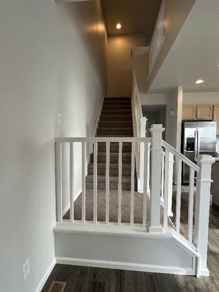 Building Photo - 6500 N Biscay St