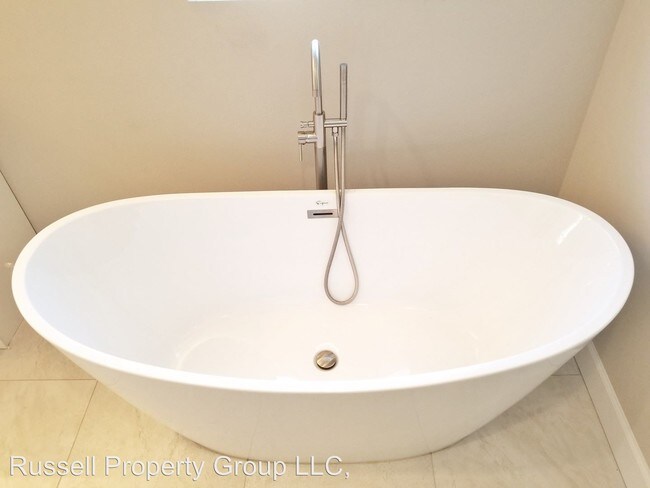 Building Photo - 4 br, 2.5 bath House - 227 46th Ave N