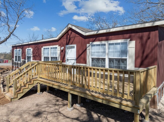 Building Photo - 3/2 Mobile Home on Half Acre in Adamsville