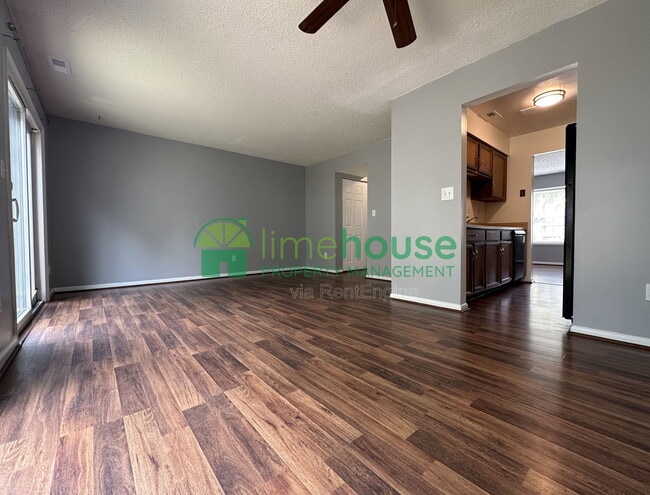 Building Photo - 1318 River Birch Run S