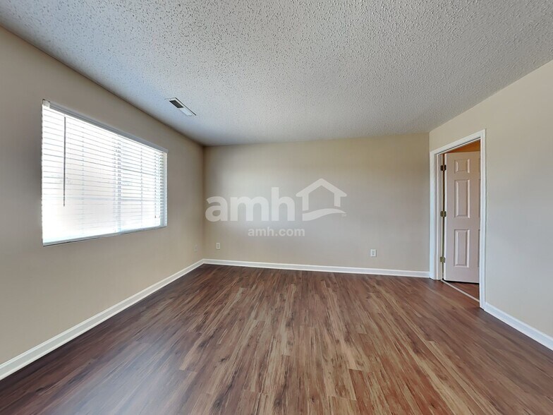 Building Photo - 5028 Bartley Way