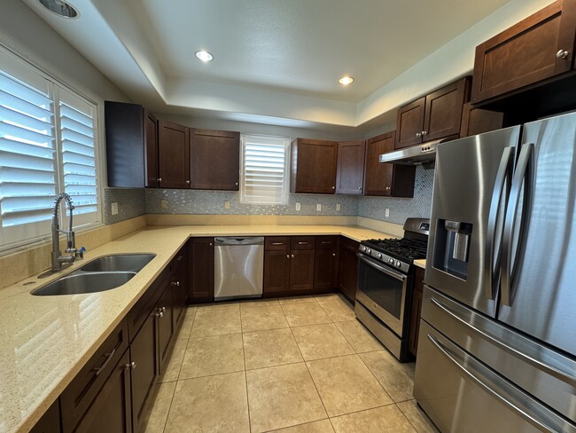 Building Photo - 971 Cypress St