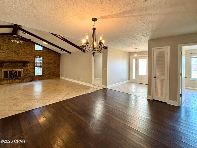 Building Photo - 130 Derby Woods Dr