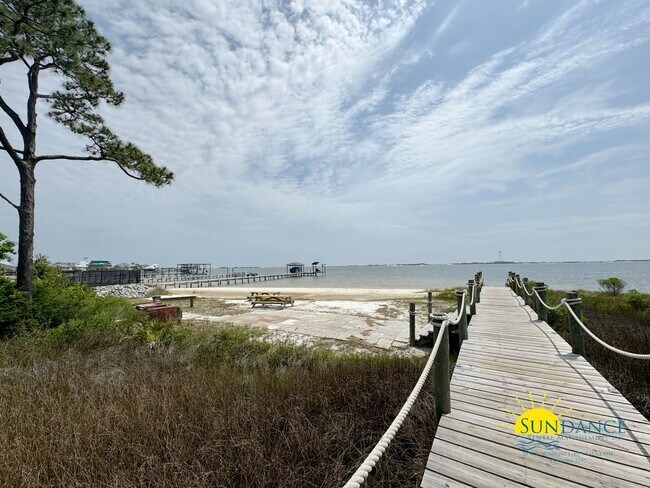 Building Photo - 109 Long Pointe Dr