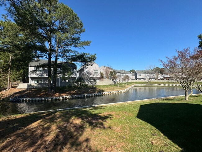 Building Photo - Welcome to this beautifully renovated detached condo!