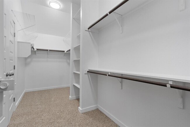 Building Photo - 19604 Moorlynch Ave