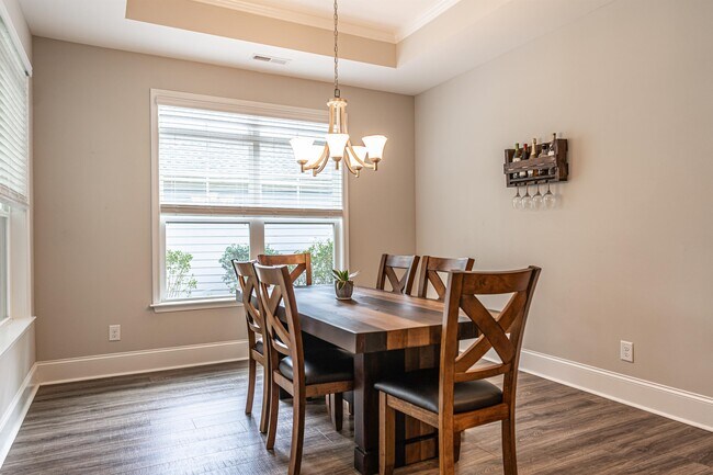 Building Photo - 153 Keowee Cir