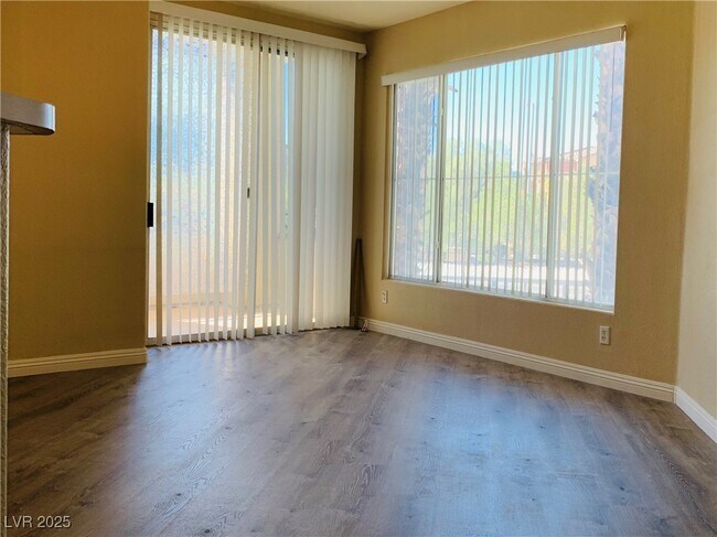 Building Photo - 7127 S Durango Dr