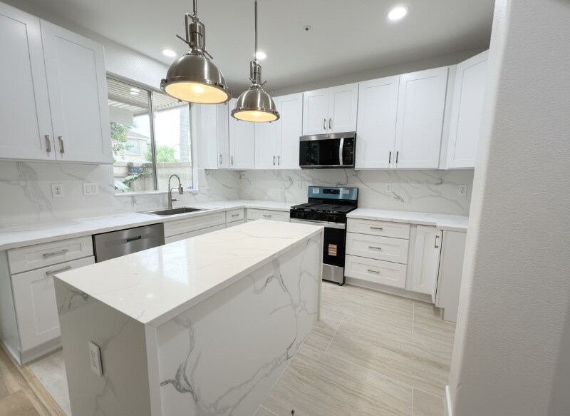 Building Photo - 8136 Constantine Dr