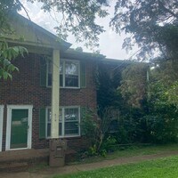 Building Photo - 750 Holder Dr