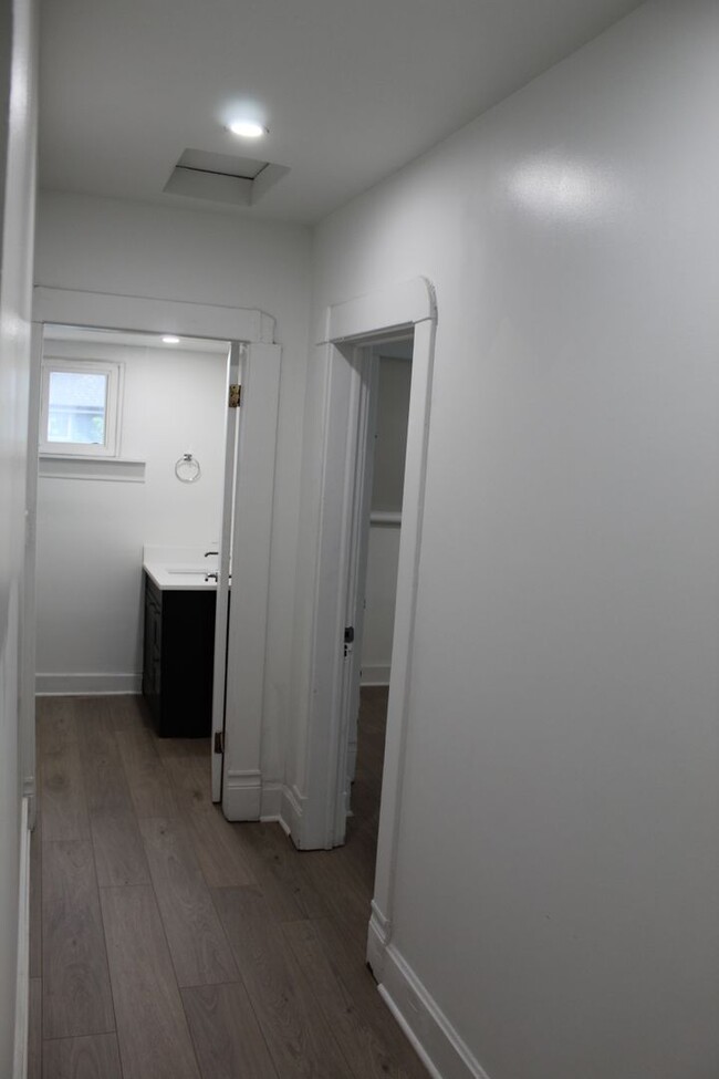 Building Photo - Utilities Included in this newly remodeled...