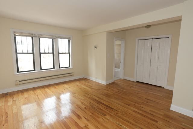 Building Photo - 1314 N Dearborn
